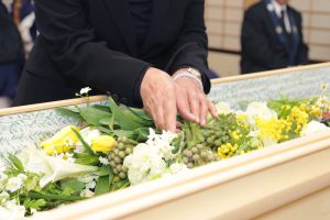 春日部市で低価格葬儀・家族葬なら福祉セレモニー春日部ホール｜式場使用料・安置料無料です。